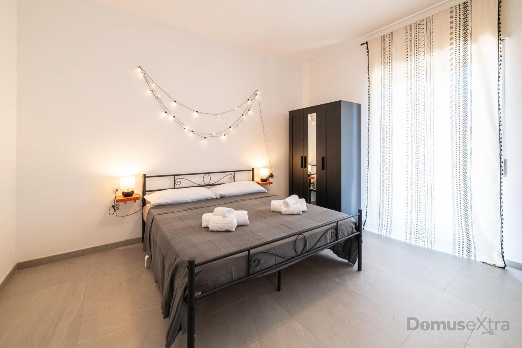 Clara Domus By Domusextra Apartment Naples Luaran gambar