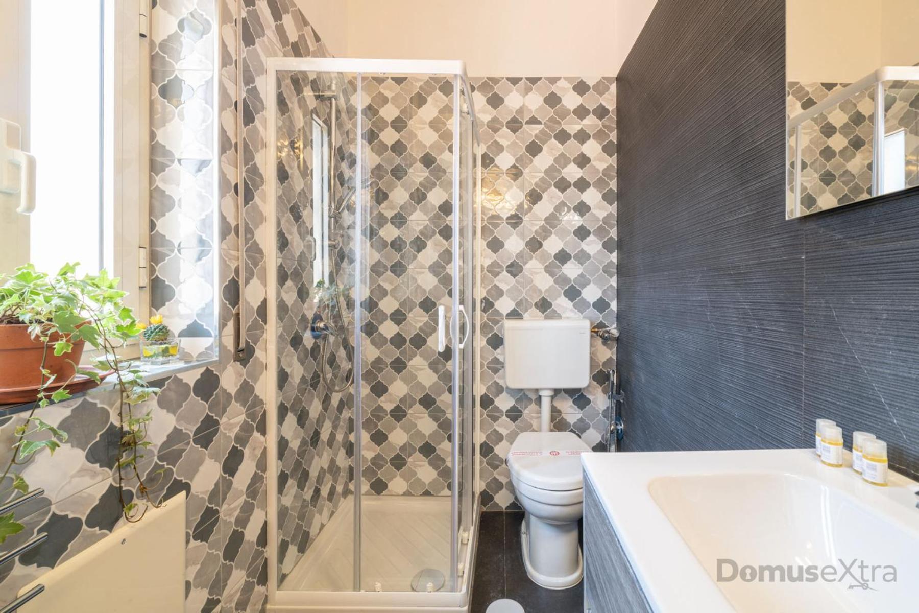 Clara Domus By Domusextra Apartment Naples Luaran gambar