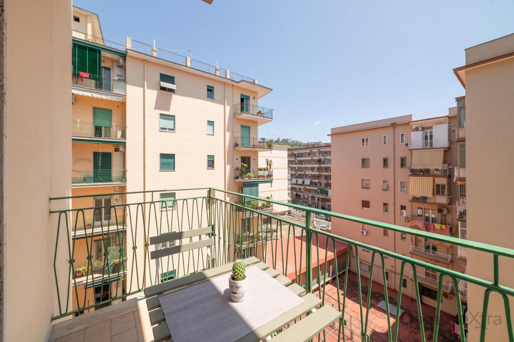 Clara Domus By Domusextra Apartment Naples Luaran gambar