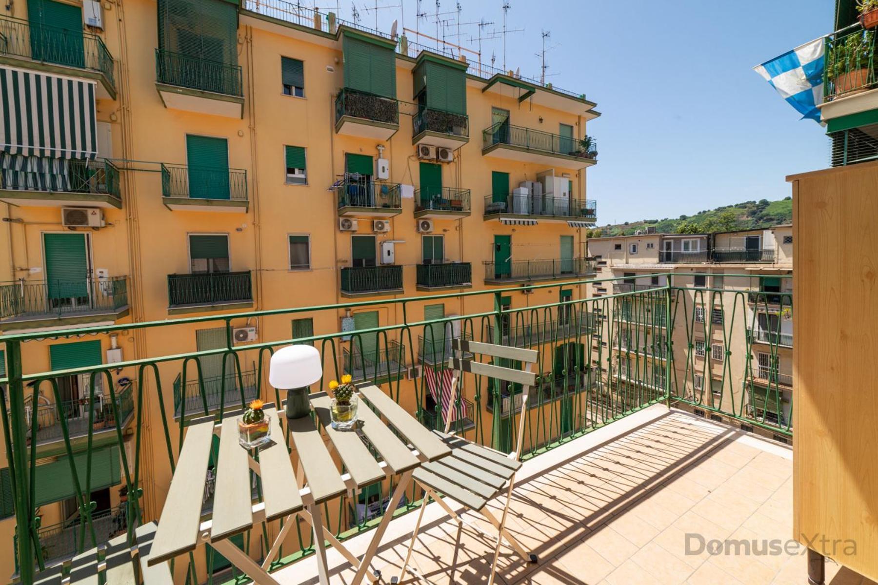 Clara Domus By Domusextra Apartment Naples Luaran gambar